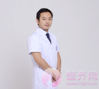 四川华西医院李正勇割双眼皮怎么样? 四川华西医院李正勇割双眼皮怎么样?