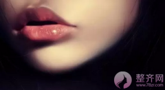 嘴唇不够饱满性感,试试这个方法! 嘴唇不够饱满性感,试试这个方法!