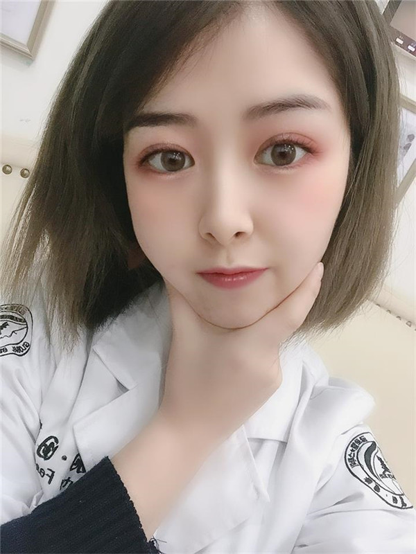 重庆新铜雀台眼部综合怎么样?价格案例