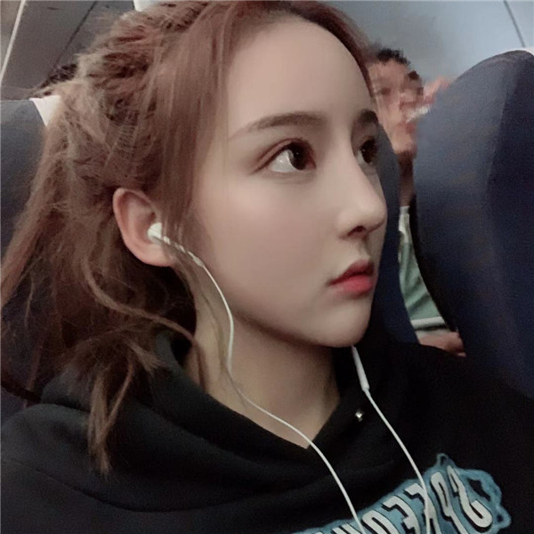 成都素美医疗卢元刚隆鼻怎么样?价格案例