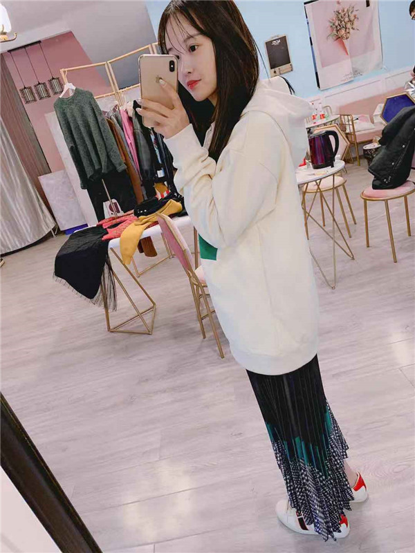 上海华美何斌吸脂怎么样?价格案例